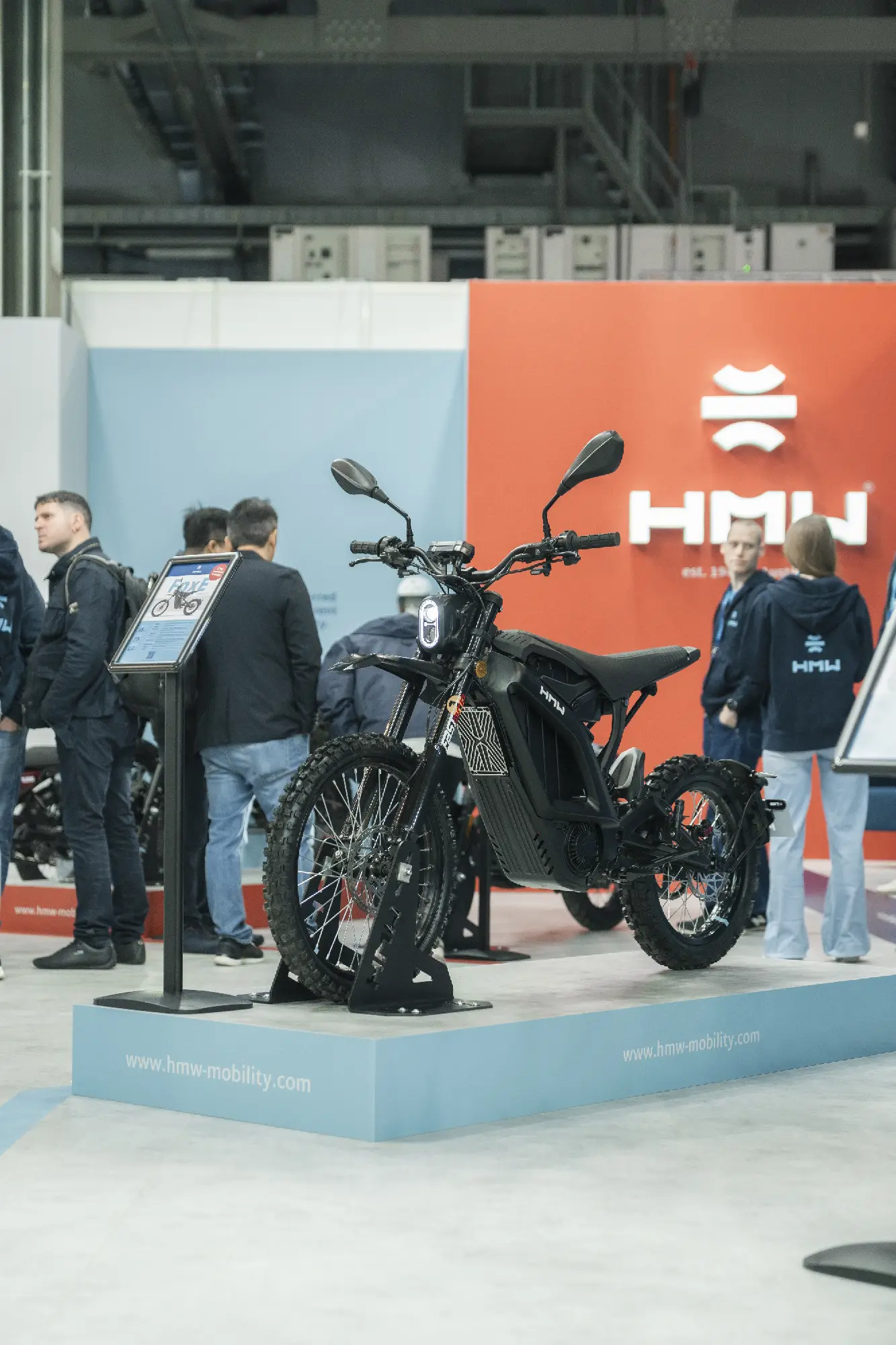 HMW FoxE auf dem Messestand der EICMA 2024